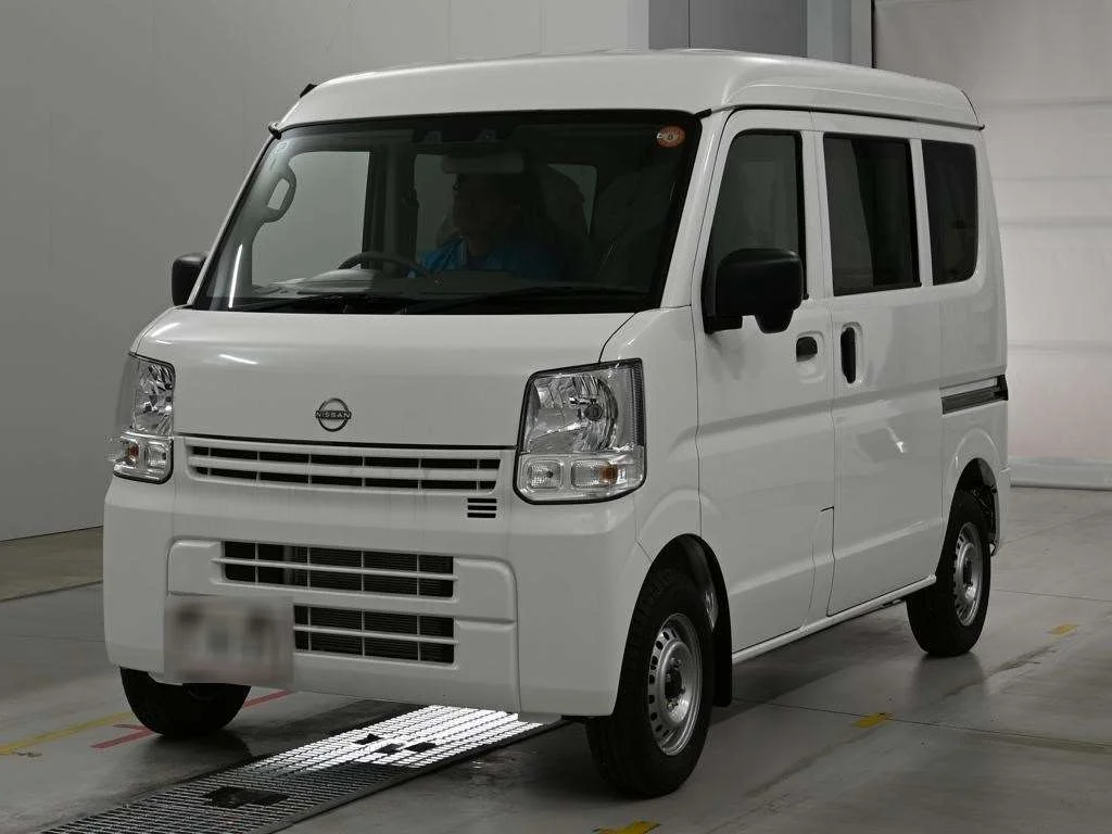 Nissan NV100 Clipper DR17V 2026